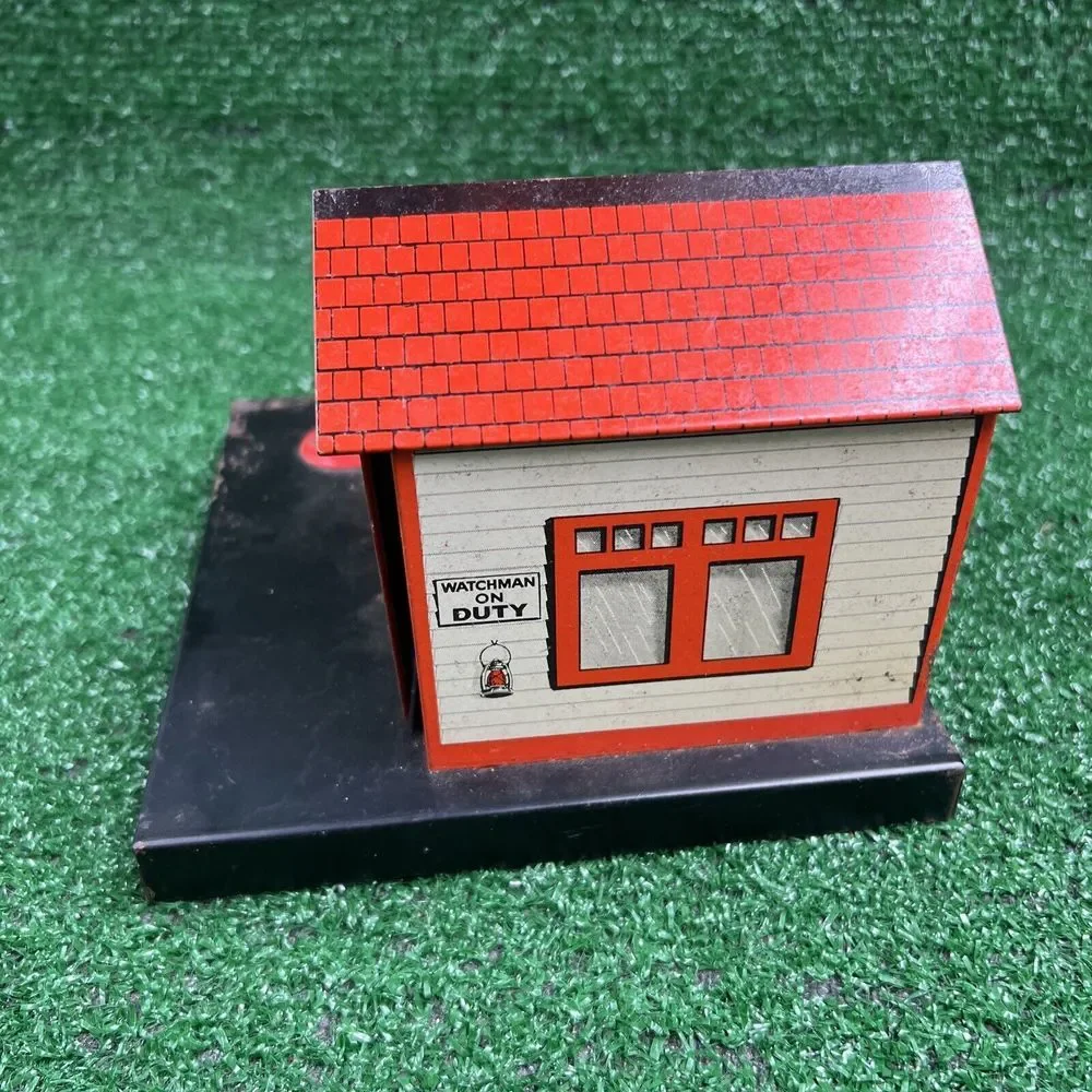 Vintage Marx Railroad Crossing Building‎ & Gate Watchman For Parts Or Repair